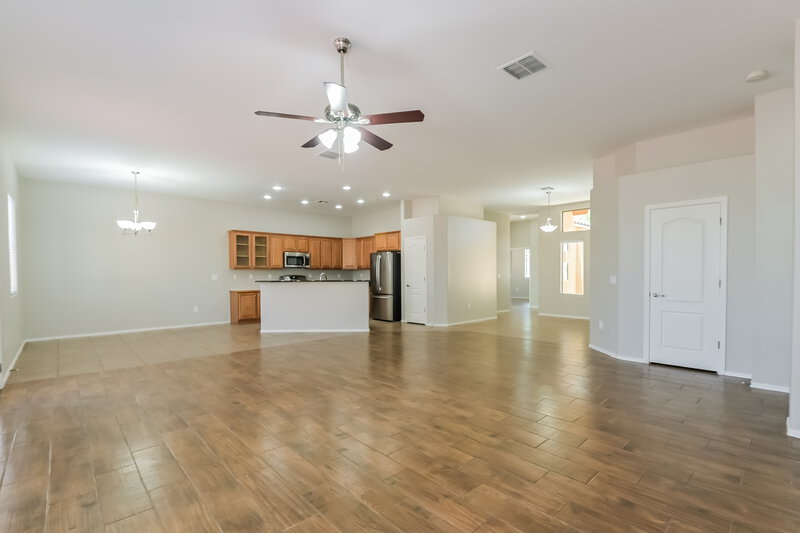 1,855/Mo, 1051 E Mowry Wash Ln Sahuarita, AZ 85629 Living Room View 2