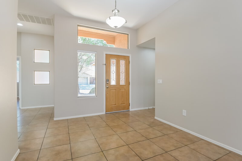 1,855/Mo, 1051 E Mowry Wash Ln Sahuarita, AZ 85629 Dining Room View