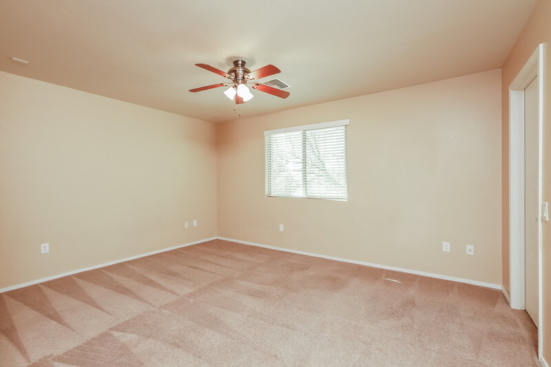 1,890/Mo, 10992 E Gray Mare Trl Tucson, AZ 85747 Main Bedroom View 2