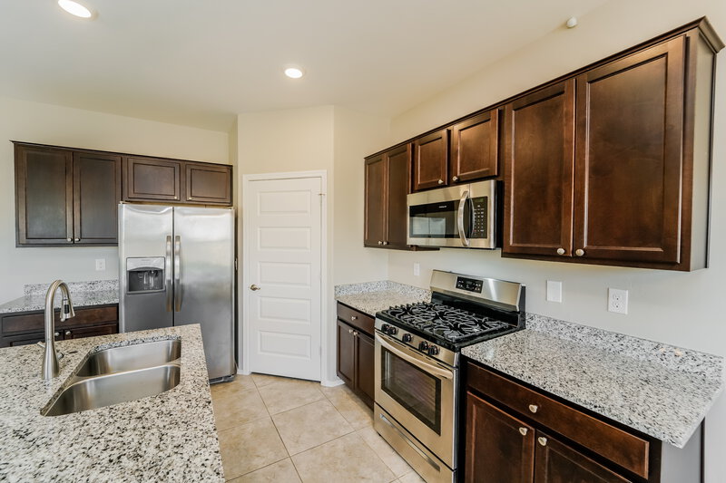 1,790/Mo, 7442 W Calle Colado Tucson, AZ 85757 Kitchen View 2