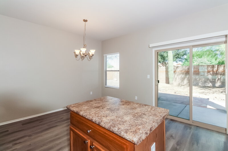 1,955/Mo, 11260 W Massey Dr Marana, AZ 85653 Dining Room View