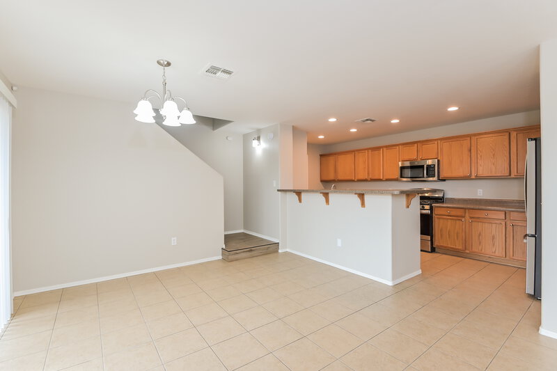 1,720/Mo, 612 W Paseo Celestial Sahuarita, AZ 85629 Dining Room View