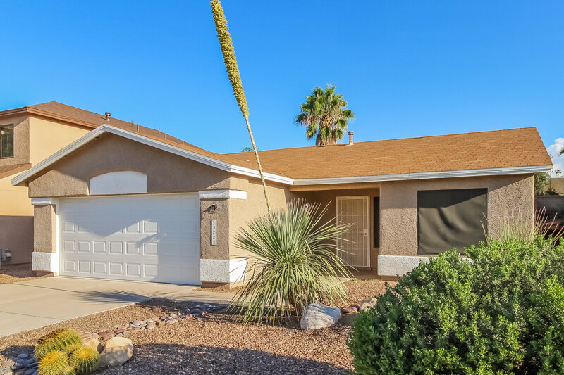 1,705/Mo, 3222 W Avior Dr Tucson, AZ 85742 Front View