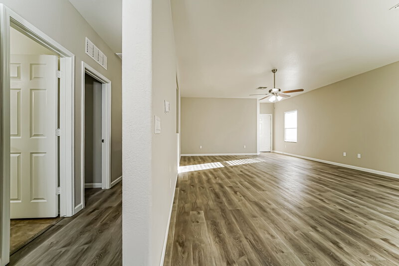 1,795/Mo, 11390 W Massey Dr Marana, AZ 85653 Living Room View 2