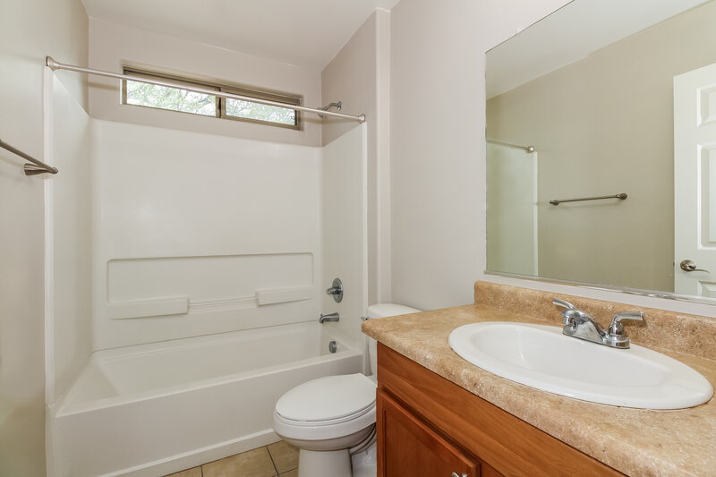 1,910/Mo, 7046 S Copper Bloom Ave Tucson, AZ 85756 Bathroom View