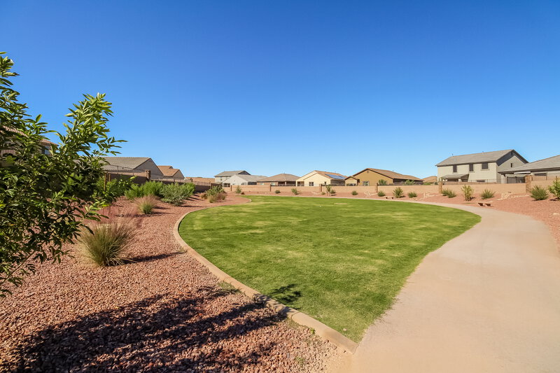 2,145/Mo, 10806 W Claxton Dr Marana, AZ 85653 Exterior View 3