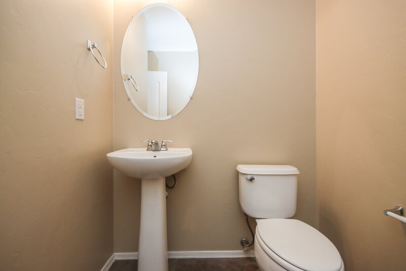 2,700/Mo, 14318 S Camino Vallado Sahuarita, AZ 85629 Powder Room View