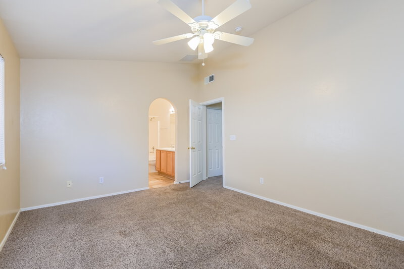 2,080/Mo, 9617 E Paseo Juan Tabo Tucson, AZ 85747 Main Bedroom View 2
