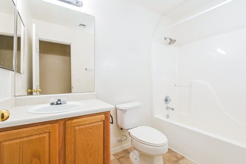 2,080/Mo, 9617 E Paseo Juan Tabo Tucson, AZ 85747 Bathroom View