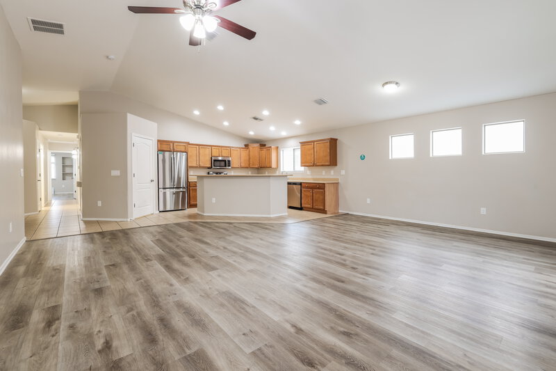 2,025/Mo, 4054 E Stony Meadow Dr Tucson, AZ 85756 Living Room View 2
