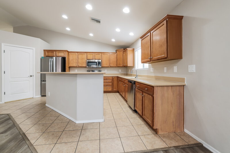 2,025/Mo, 4054 E Stony Meadow Dr Tucson, AZ 85756 Kitchen View