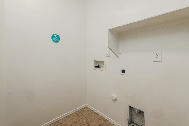 2,025/Mo, 4054 E Stony Meadow Dr Tucson, AZ 85756 Laundry Room View