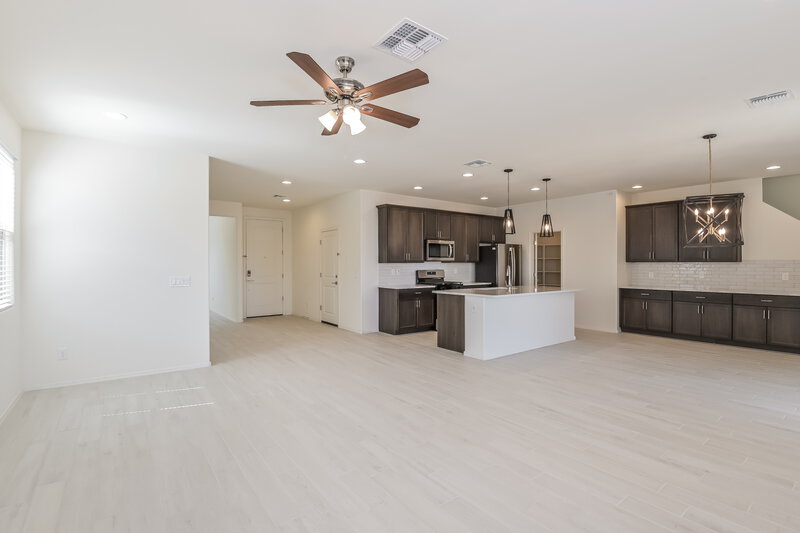 2,155/Mo, 12170 W Avianna Way Marana, AZ 85653 Living Room View 2