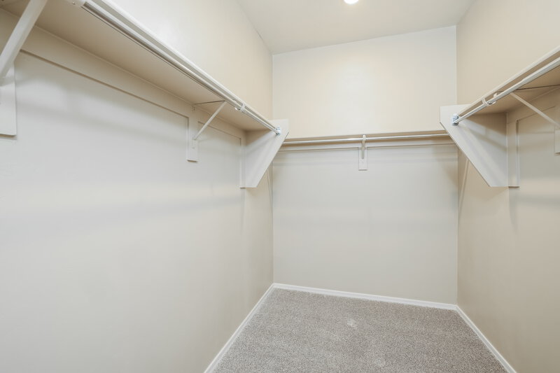 1,990/Mo, 13845 E Silver Pine Tr Vail, AZ 85641 Walk In Closet View