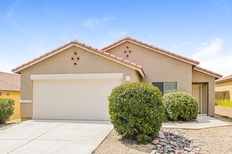 2,255/Mo, 3037 W Mountain Dew St Tucson, AZ 85746 External View