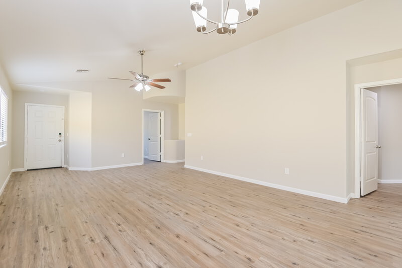 2,255/Mo, 3037 W Mountain Dew St Tucson, AZ 85746 Breakfast Nook View