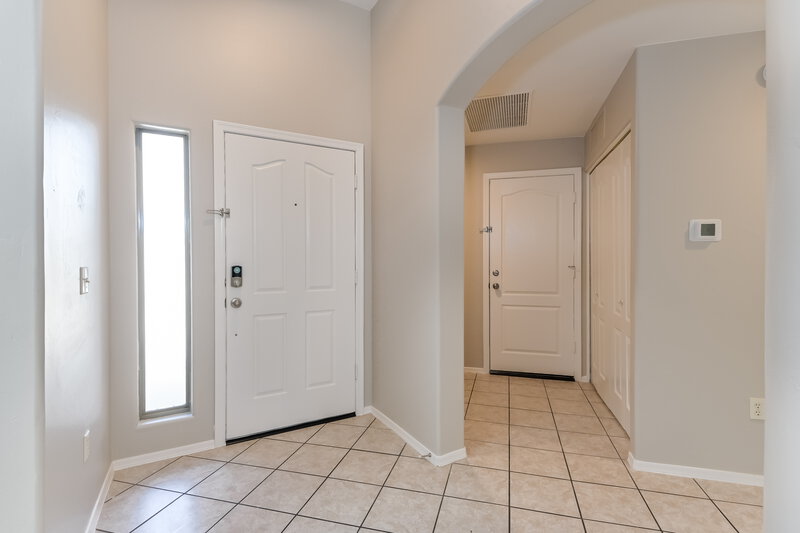 1,595/Mo, 2415 N Avenida Tabica Green Valley, AZ 85614 Foyer View
