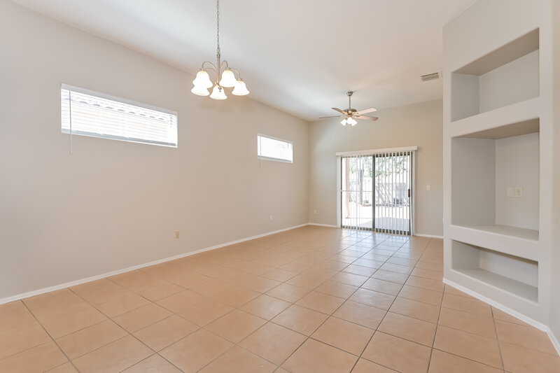 1,595/Mo, 2415 N Avenida Tabica Green Valley, AZ 85614 Dining Room View