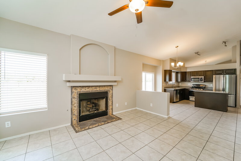 2,010/Mo, 66 W Freddie Canyon Way Oro Valley, AZ 85755 Family Room View