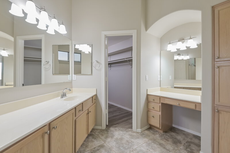 2,175/Mo, 7685 E Placita Luna Preciosa Tucson, AZ 85710 Main Bathroom View