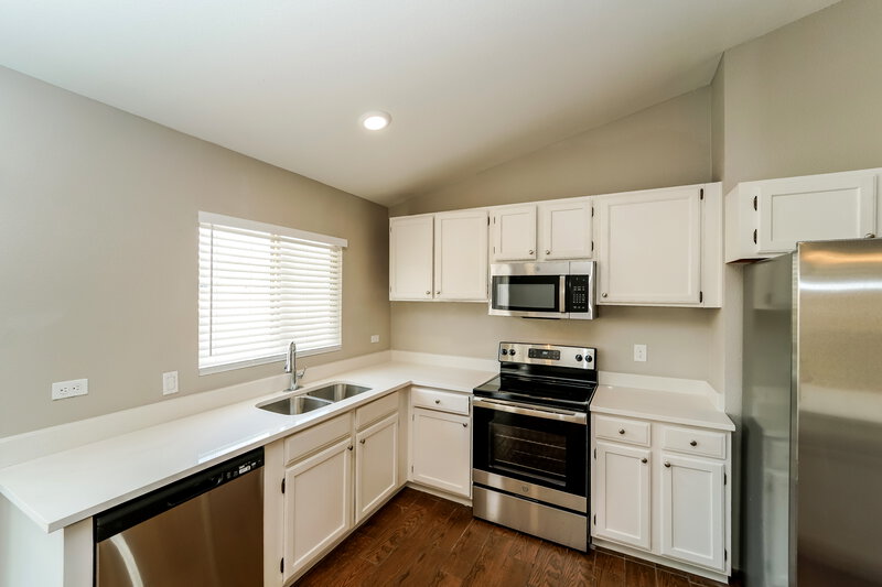 1,845/Mo, 1900 S Hermosa Dr Tucson, AZ 85713 Kitchen View