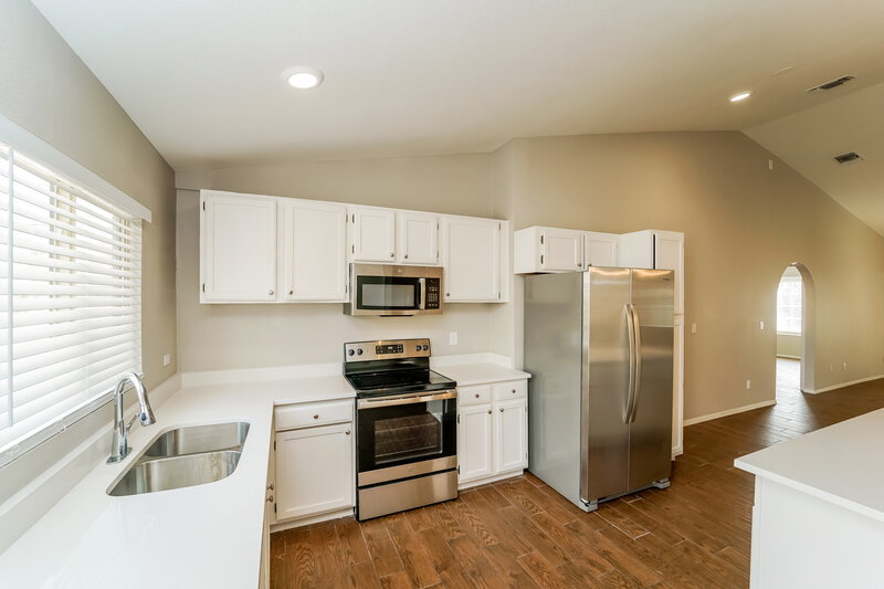 1,845/Mo, 1900 S Hermosa Dr Tucson, AZ 85713 Kitchen View 2