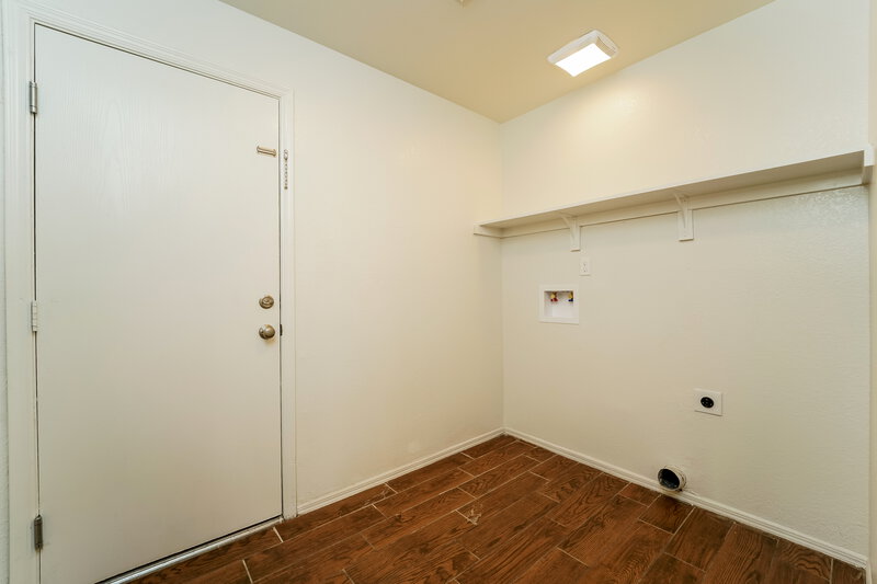 1,845/Mo, 1900 S Hermosa Dr Tucson, AZ 85713 Walk In Closet View