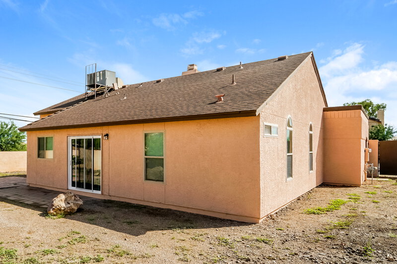 1,845/Mo, 1900 S Hermosa Dr Tucson, AZ 85713 Rear View