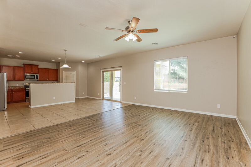 2,420/Mo, 6721 S May Fly Dr Tucson, AZ 85757 Living Room View