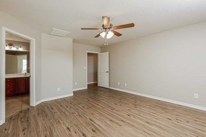 2,420/Mo, 6721 S May Fly Dr Tucson, AZ 85757 Main Bedroom View