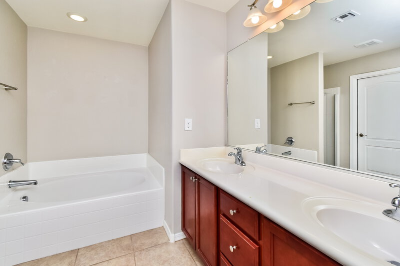 1,855/Mo, 6721 S May Fly Dr Tucson, AZ 85757 Main Bathroom View