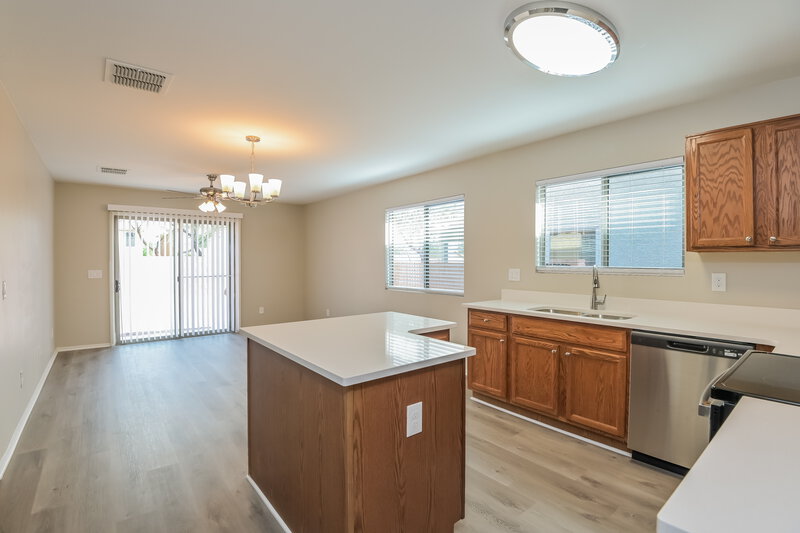 1,670/Mo, 660 W Cholla Crest Dr Green Valley, AZ 85614 Misc View 6