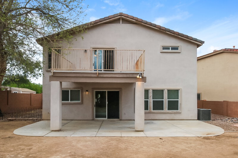2,345/Mo, 332 E Atlas Cedar Pl Sahuarita, AZ 85629 Rear View