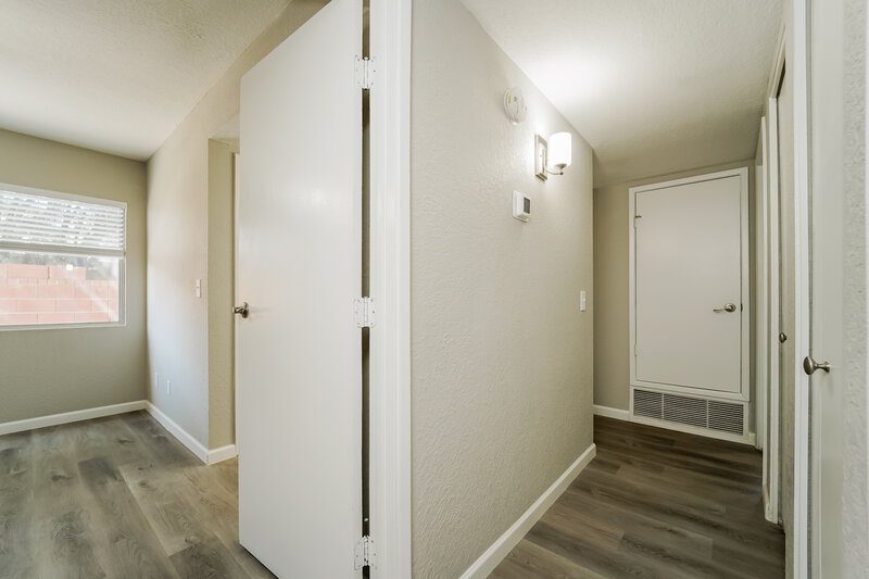 1,840/Mo, 10061 E Domenic Ln Tucson, AZ 85730 Living Room View