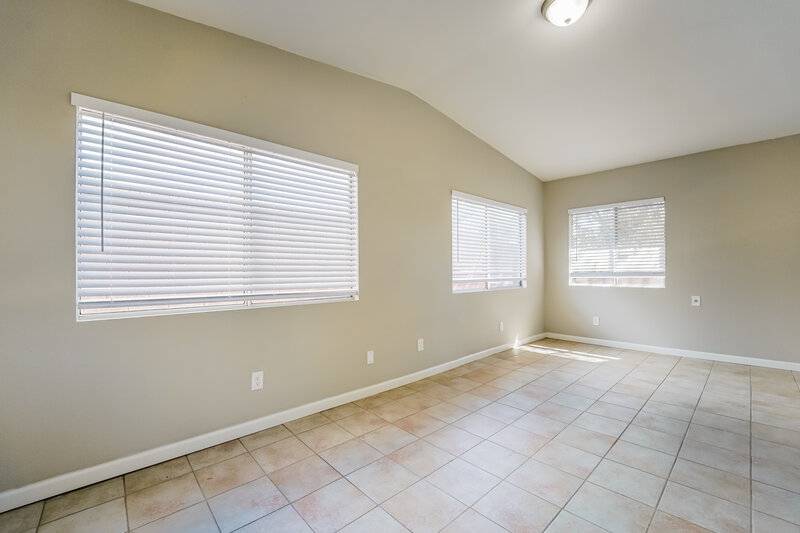 1,840/Mo, 10061 E Domenic Ln Tucson, AZ 85730 Living Room View 2