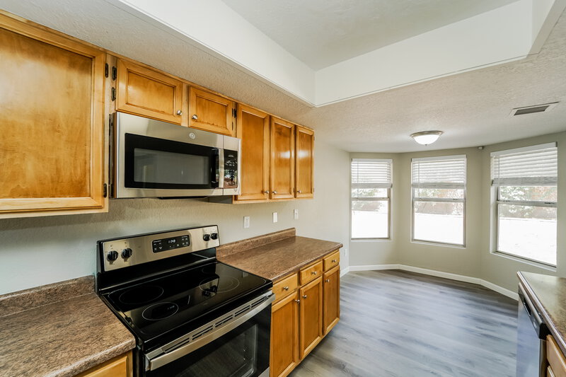 1,840/Mo, 10061 E Domenic Ln Tucson, AZ 85730 Kitchen View 2