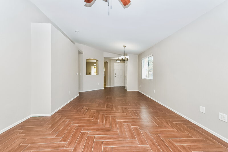 1,585/Mo, 912 E Sheriffs Draw Ln Sahuarita, AZ 85629 Living Room View