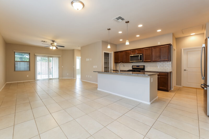 1,645/Mo, 876 E Bottomlands Ln Sahuarita, AZ 85629 Dining Room View