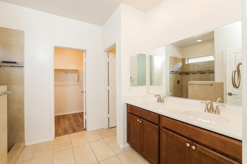 1,645/Mo, 876 E Bottomlands Ln Sahuarita, AZ 85629 Main Bedroom View