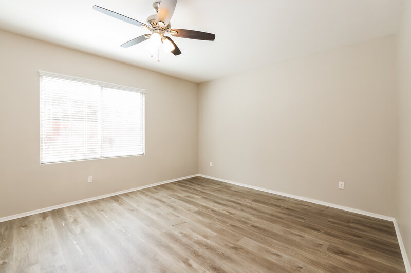 1,645/Mo, 876 E Bottomlands Ln Sahuarita, AZ 85629 Main Bedroom View 2