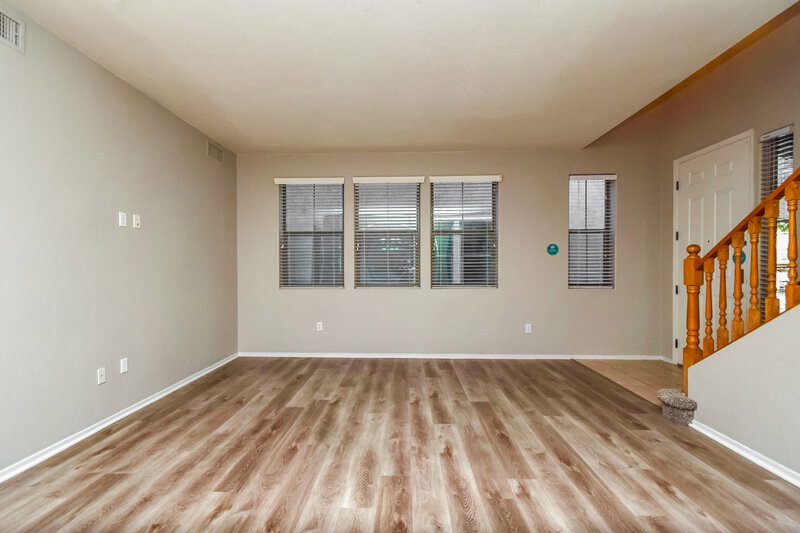 2,035/Mo, 102 W Camino Cuesta Abajo Sahuarita, AZ 85629 Living Room View