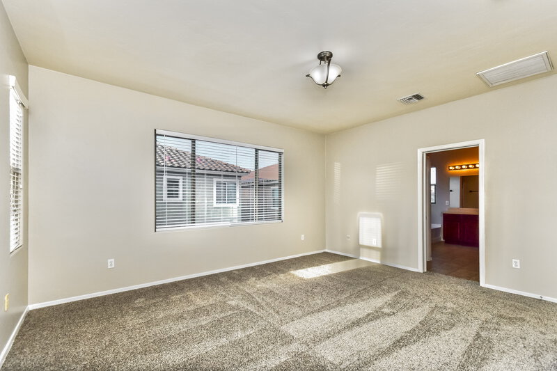 2,035/Mo, 102 W Camino Cuesta Abajo Sahuarita, AZ 85629 Main Bedroom View