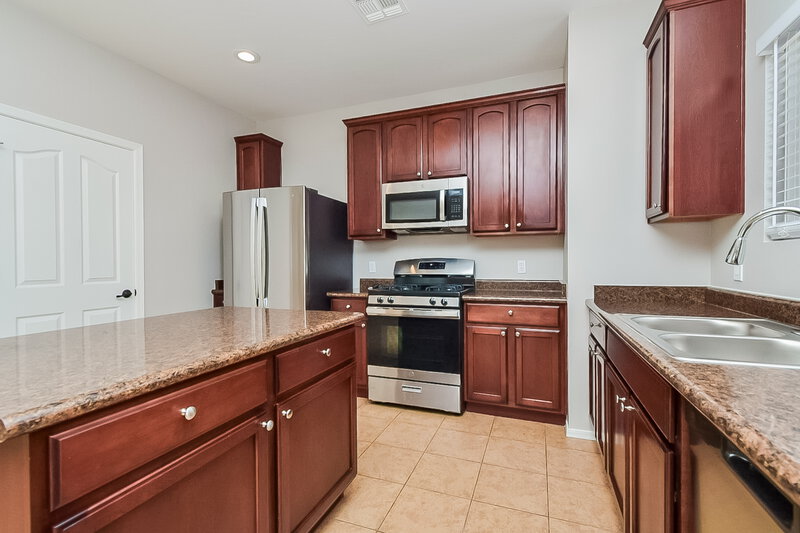 2,570/Mo, 8351 W Screech Owl Dr Tucson, AZ 85757 Kitchen View