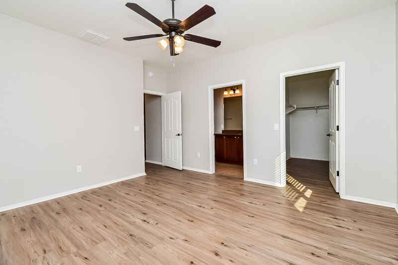 2,570/Mo, 8351 W Screech Owl Dr Tucson, AZ 85757 Main Bedroom View 2