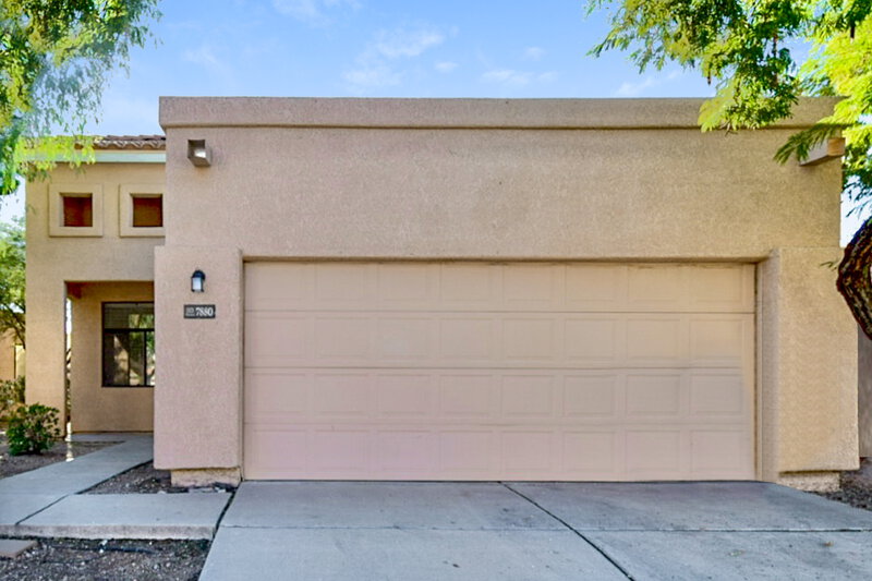 2,220/Mo, 7880 S Castle Bay St Tucson, AZ 85747 External View