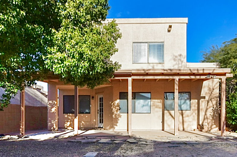 2,220/Mo, 7880 S Castle Bay St Tucson, AZ 85747 Rear View
