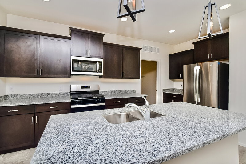 2,055/Mo, 7014 W Ferntree Ln Tucson, AZ 85757 Kitchen View