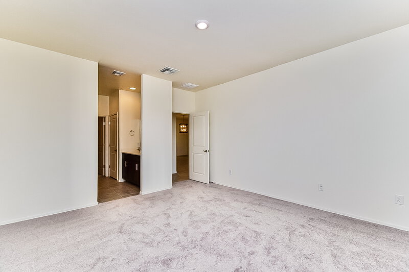 2,055/Mo, 7014 W Ferntree Ln Tucson, AZ 85757 Main Bedroom View 2