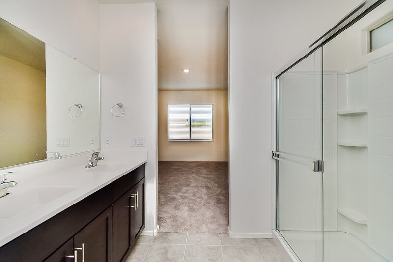 2,055/Mo, 7014 W Ferntree Ln Tucson, AZ 85757 Main Bathroom View