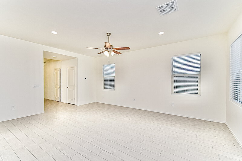 1,765/Mo, 7751 S Candlepine Dr Tucson, AZ 85757 Living Room View 2